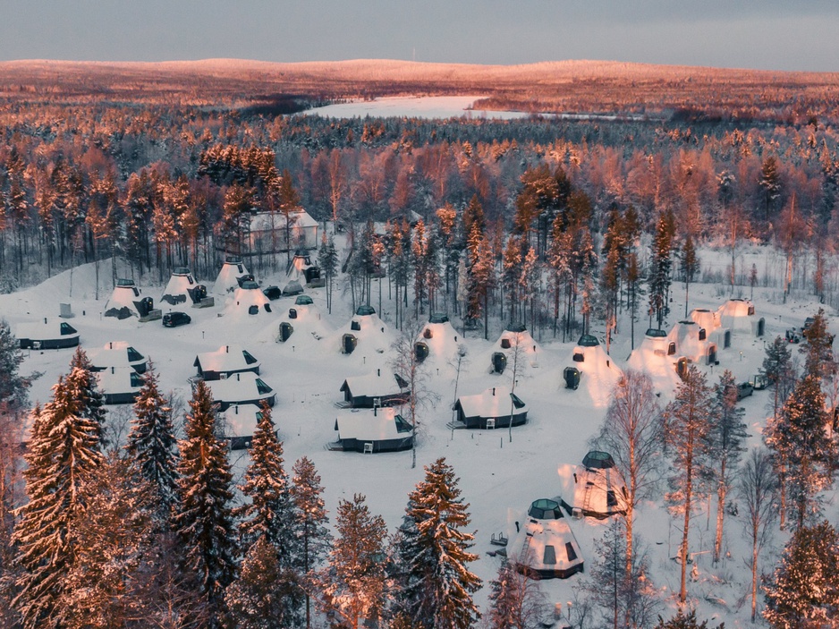 Aerial view of Kammi & Komsio Glass Igloos and the Aurora Cabin