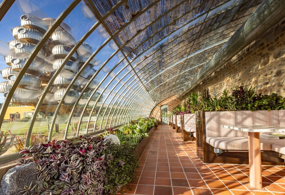 Domaine du Château des Pères - The Greenhouse Interior