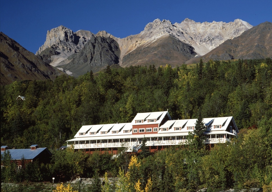 Kennicott Glacier Lodge Exterior With Surrounding Mountains