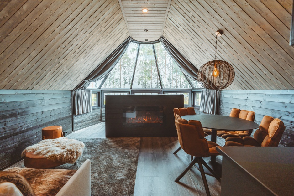 Apukka Resort Aurora Cabin Family Glass Igloo