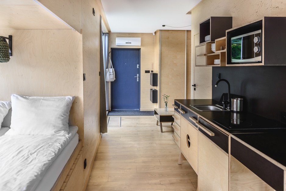 Szuflandia Kitchen and Bedroom in one Space