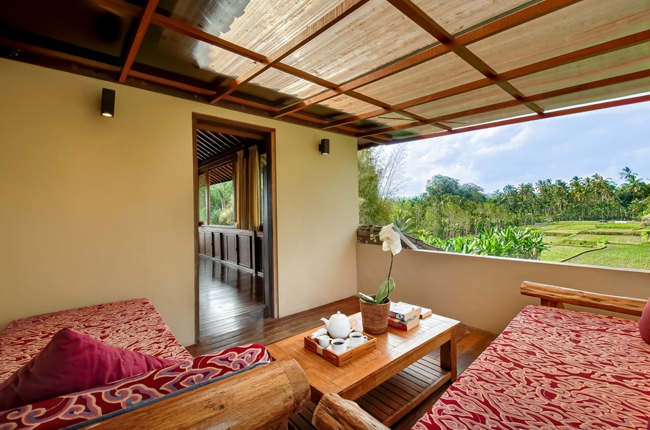 Villa Atas Awan Peter's Villa Balcony