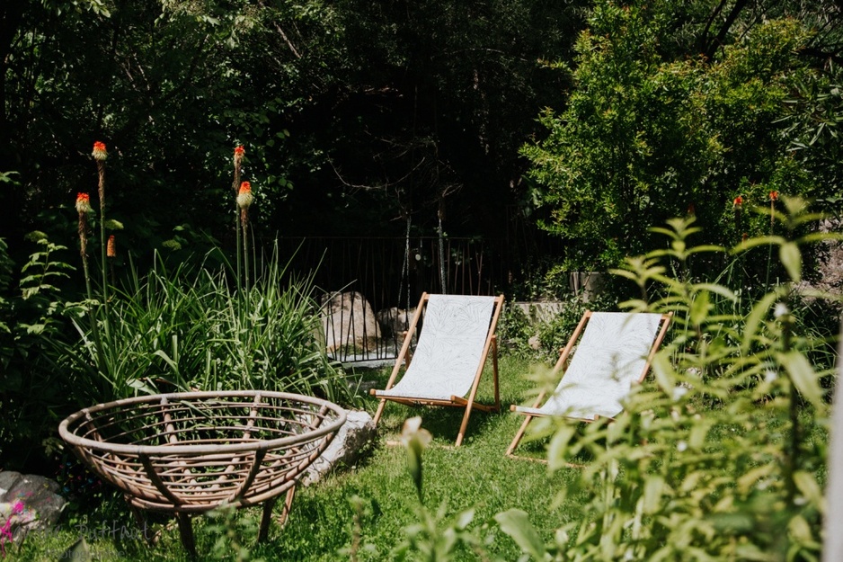 Le Moulin Camoula Sun Loungers