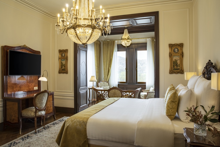 Schloss Lieser Castle Hotel - Moselle View Junior Suite