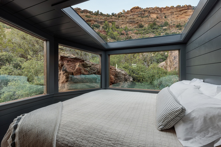Open Sky Zion - Star Seeker Camp Sky View Bedroom