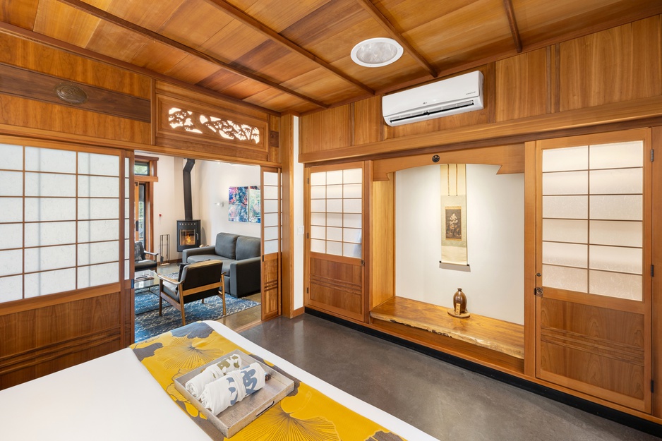 Ten Thousand Waves - Bessou bedroom