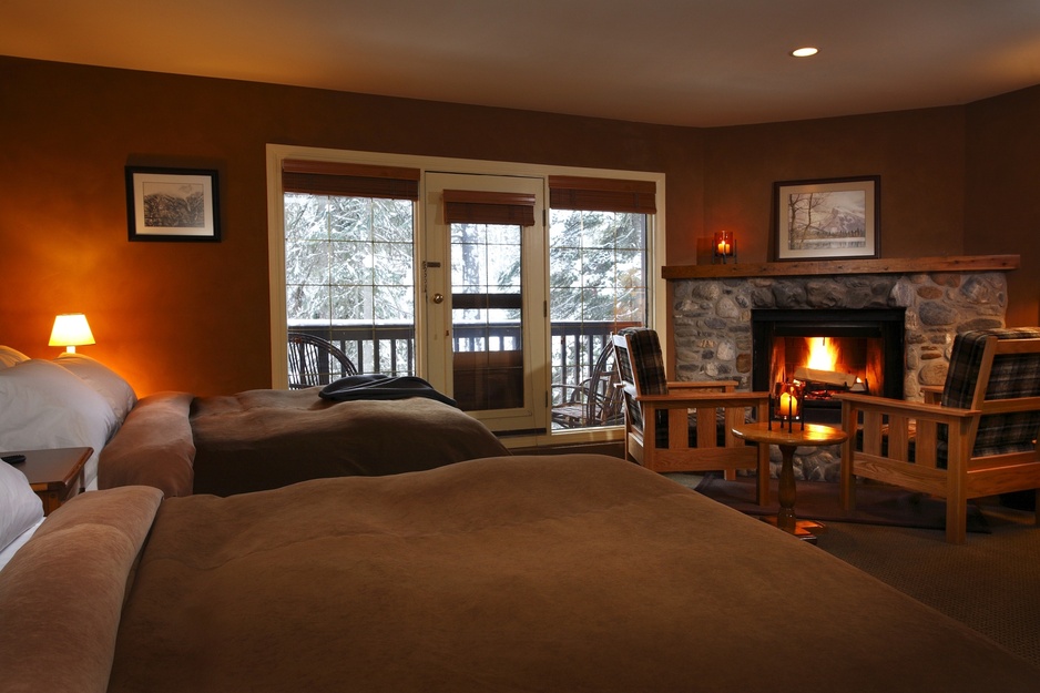 Emerald Lake Lodge Lodge Room