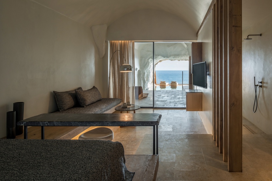 Acro Suites Resort Cave Suite