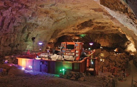 Grand Canyon Caverns Suite