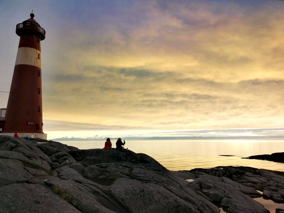 Relaxing by the Tranøy Fyr Lighthouse