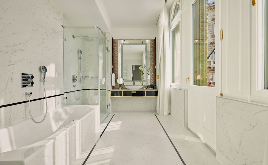 Párisi Udvar Hotel Heritage Collection Suite Bathroom