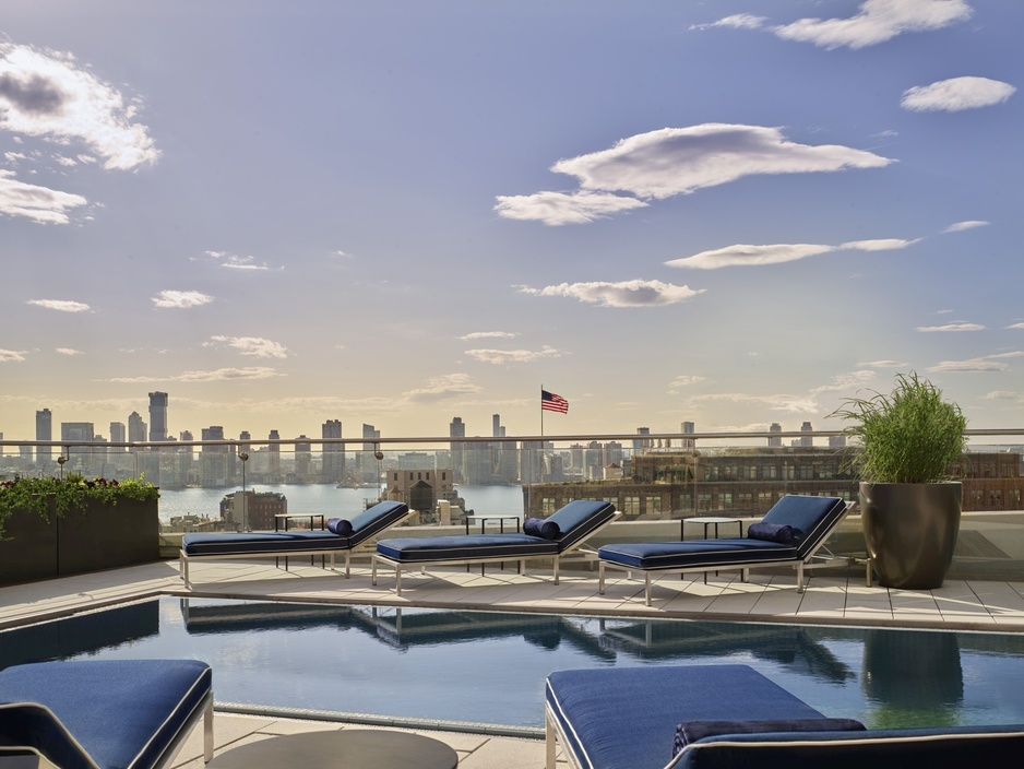 ModernHaus SoHo Rooftop Pool