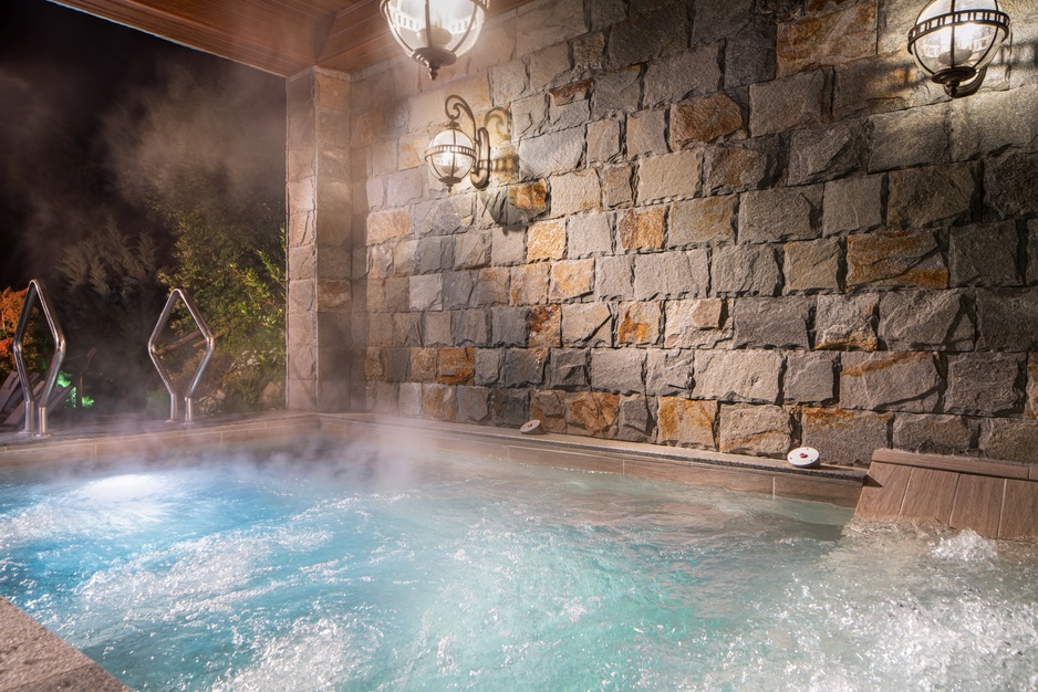 Royal Valentina Castle - Hot Tub