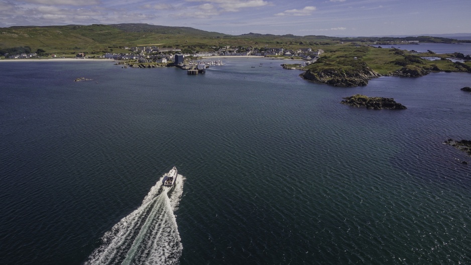 Another Place, The Machrie - Arriving by Boat