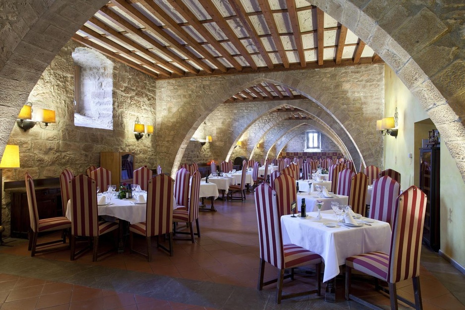 Parador de Cardona Restaurant
