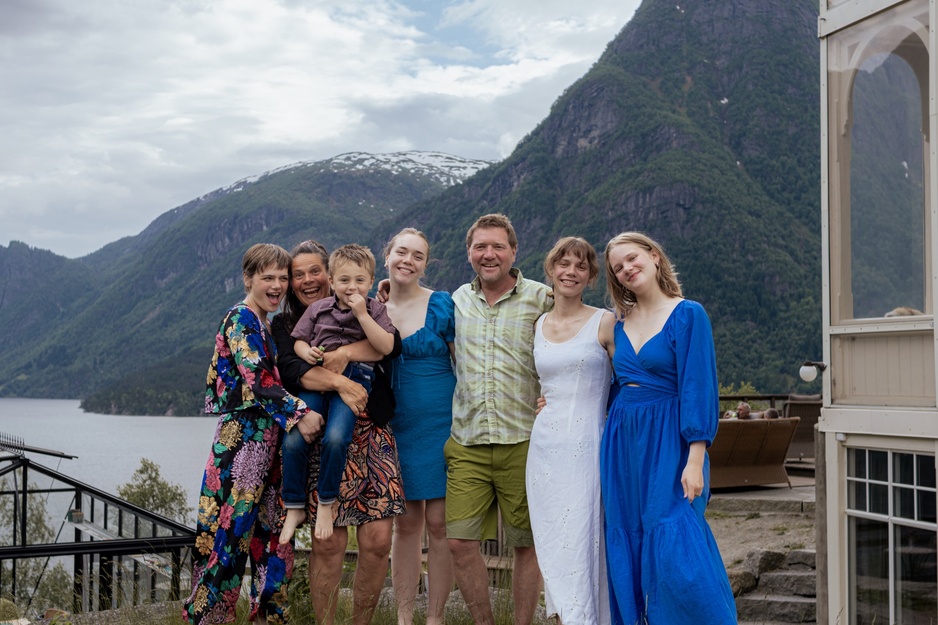 A picture of the "Vikinghaug" family