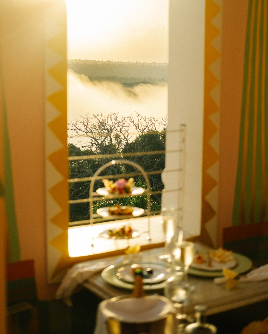 Hotel das Cataratas - Tower Cocktails with the view of the Waterfalls