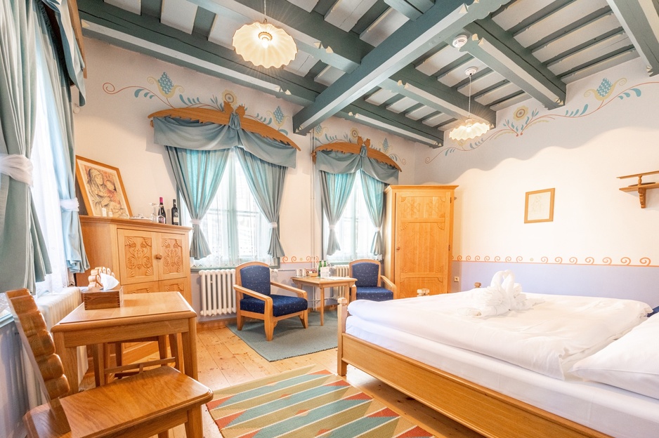 Mamenka Hotel - Double Room Blue Highlights