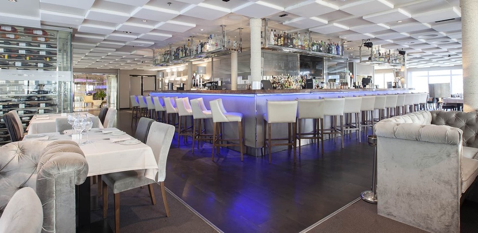 Sunborn Gibraltar - Sunborn Gastro Bar