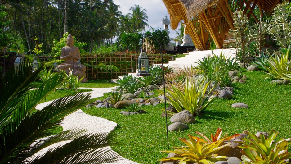 Glamping Sandat garden