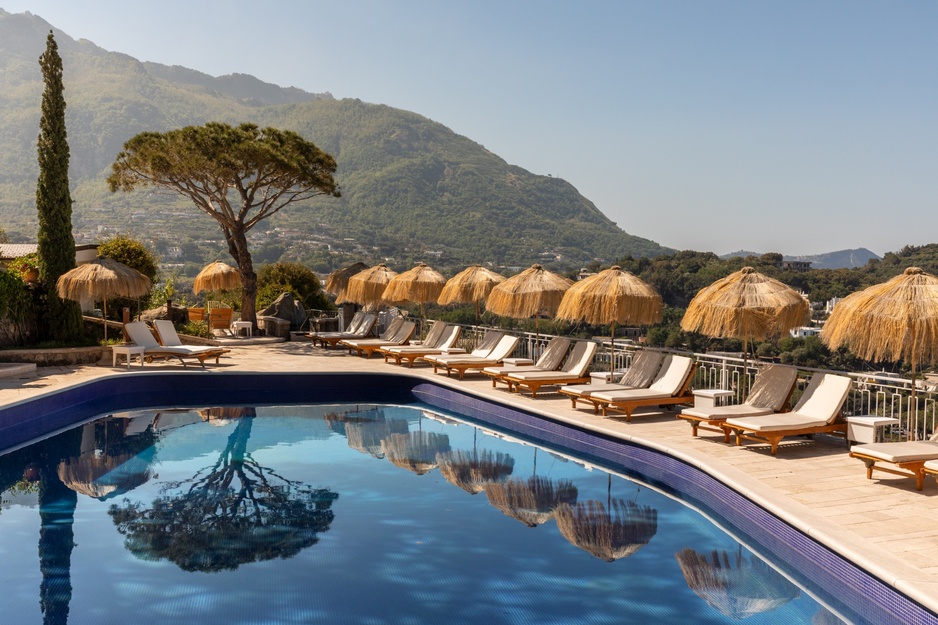 San Montano Resort & Spa - Sea Breeze Pool Stylish Sun Loungers