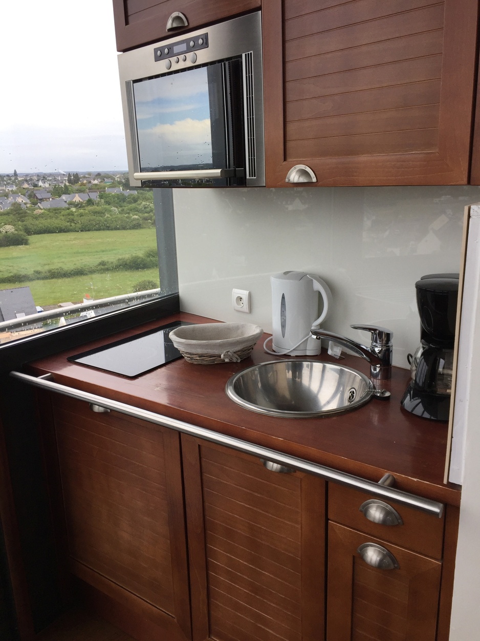 Kerbel Lighthouse Kitchen