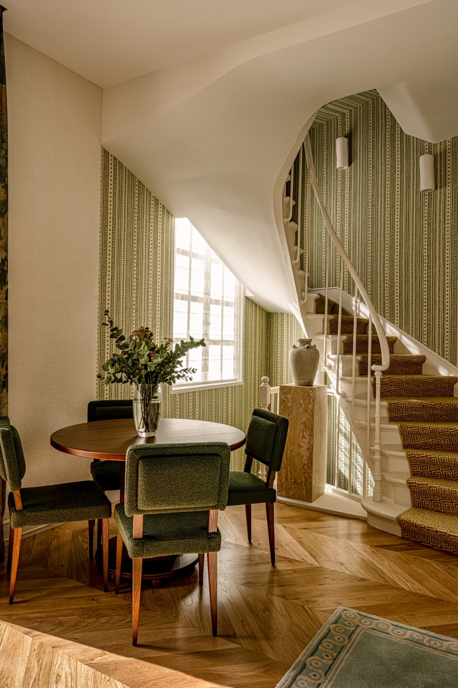 Saint James Paris pavillon lounge