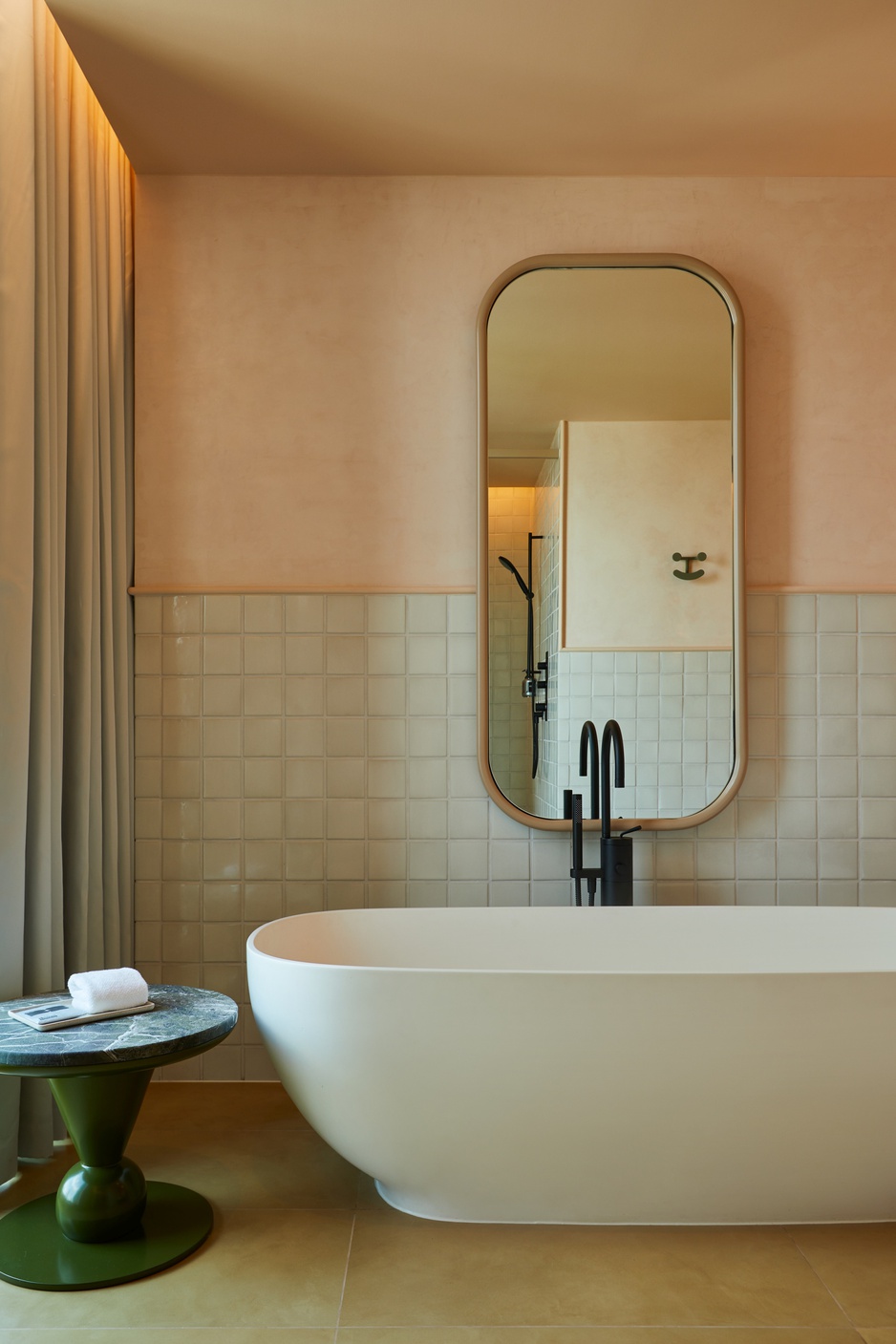 The Standard Bangkok Mahanakhon Hotel - Penthouse Bathroom