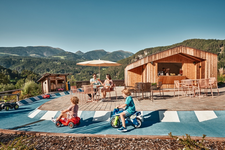 Falkensteiner Family Resort Lido - Rooftop Bar and Bobby Car