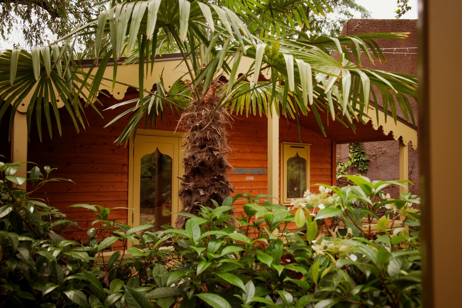 London Zoo Lodges - Kingfisher Lodge