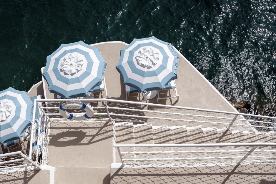 Hotel Miramalfi Beach Sun Loungers
