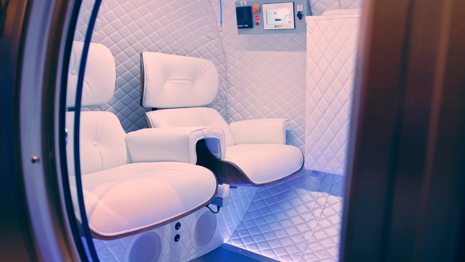 Huus Quell Hotel Biohacking Machine's Interior