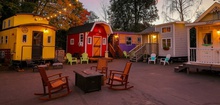 Tiny Digs - Tiny House Hotel