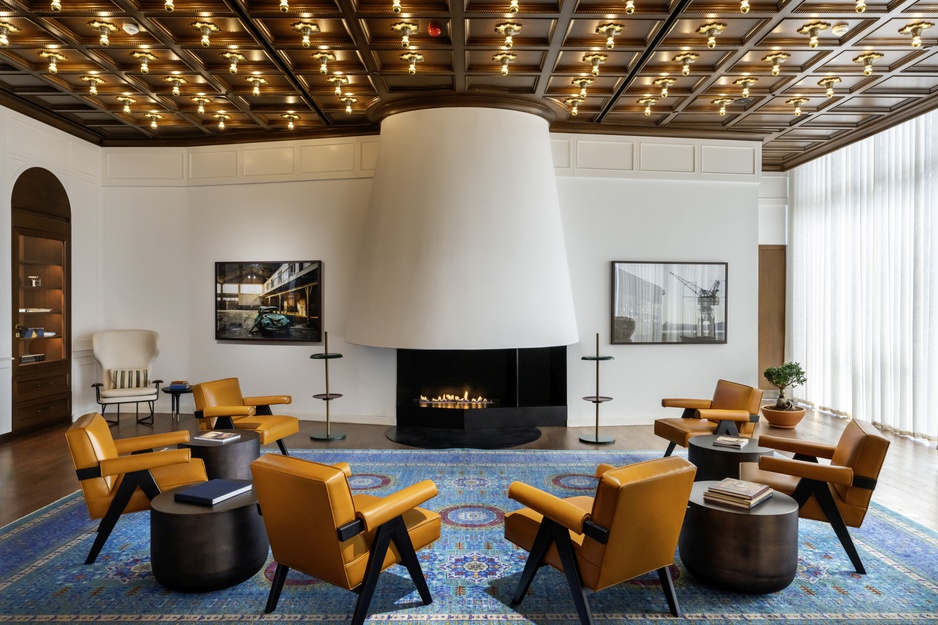 Rixos Tersane Istanbul Hotel - Gowden Club Fireplace