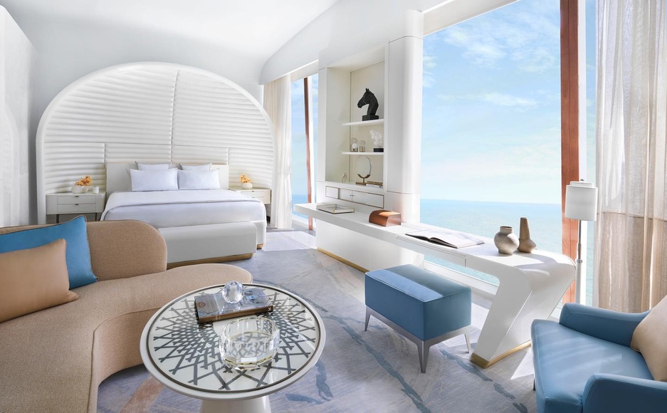 Fairmont Doha Sea View Suite