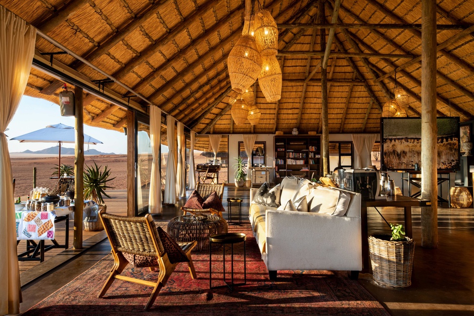 Kwessi Dunes Main area interior