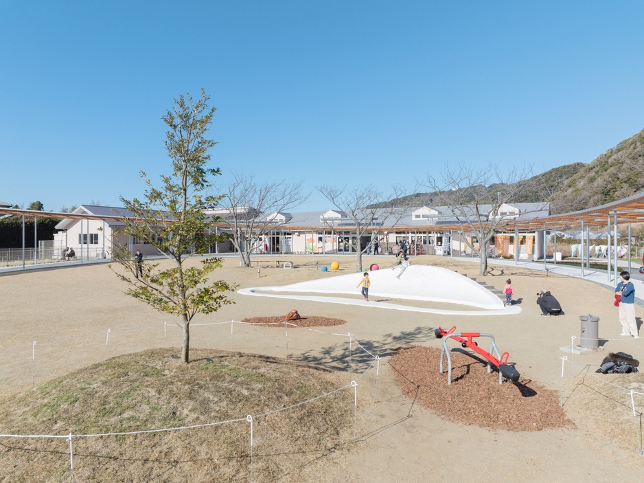 Hota Elementary School - Kindergarten Playground
