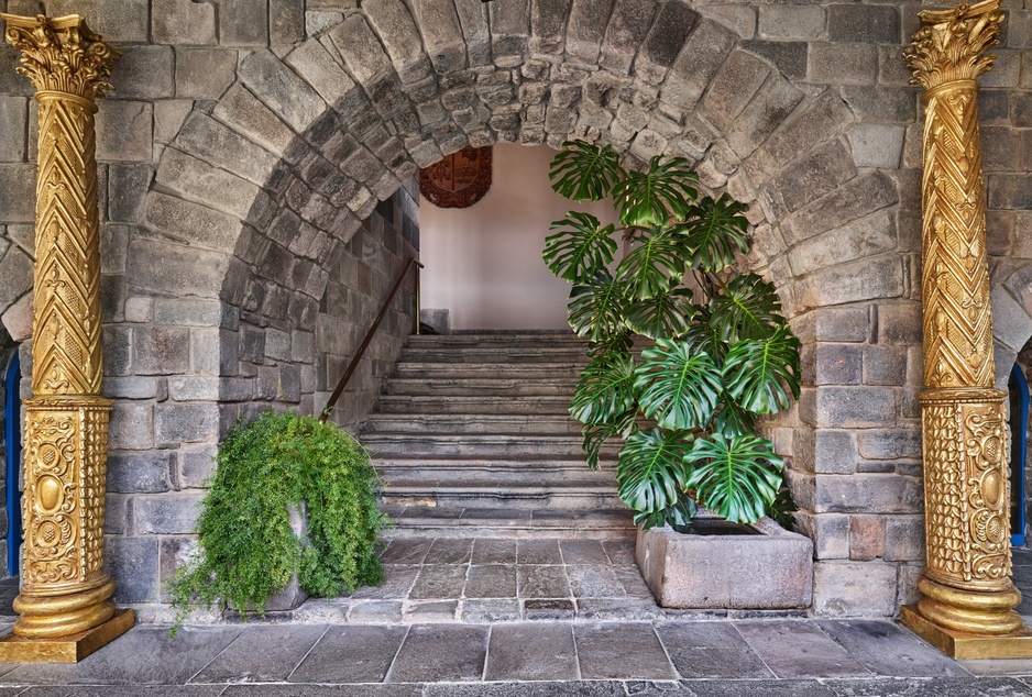 Entrance at the Palacio del Inka
