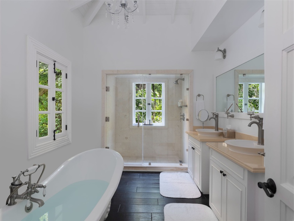 Sugar Beach Superior Lux Cottage Bathroom