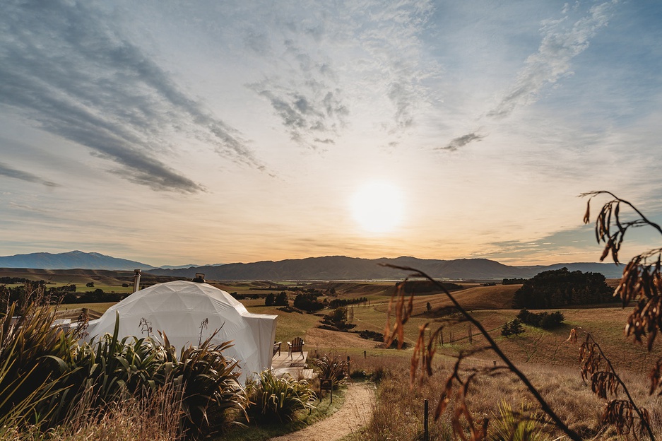 Valley Views Glamping Dome Panorama