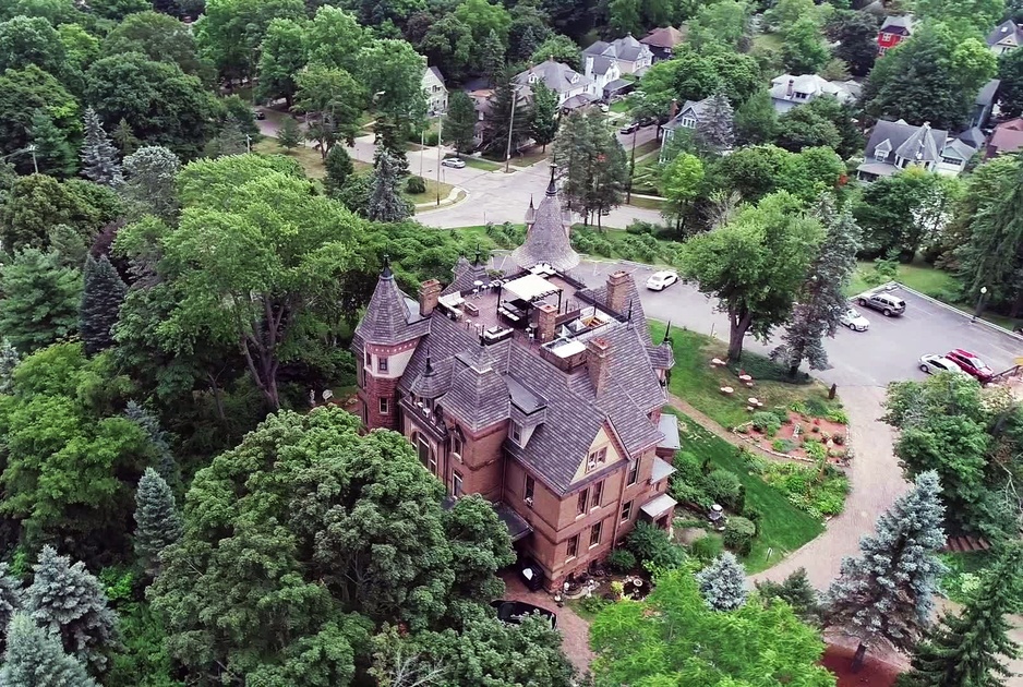 Henderson Castle Aerial