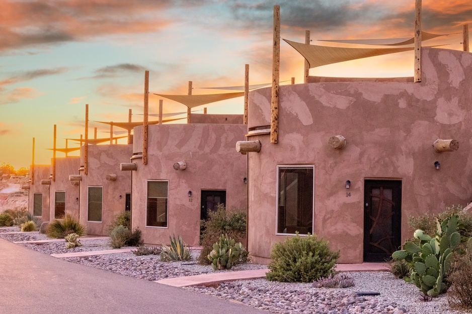 Zion White Bison Glamping