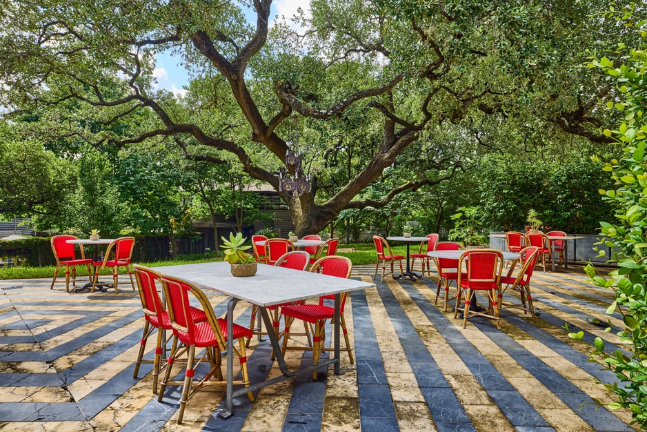 Hotel Saint Cecilia Outdoor Seating