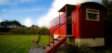 Romany Gypsy Caravan & Showmans Waggon - Unusual Rural Relaxation