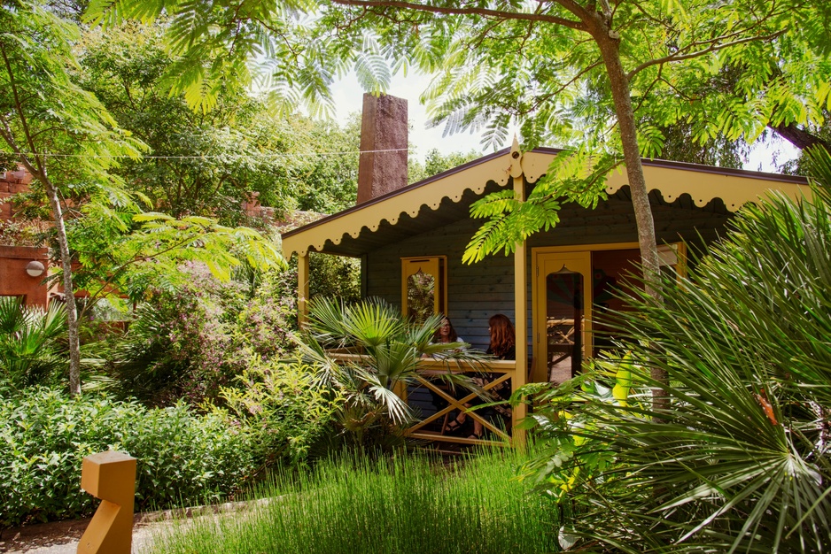 London Zoo Lodges Garden