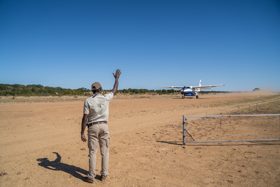 International Airport landing at Manga
