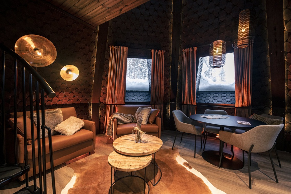 Apukka Resort Kammi Glass Igloo Suite Interior