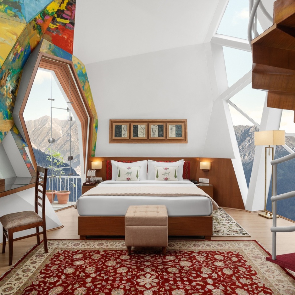 Tree of Life Eila Art Hotel Skyscape Art Déco Family Room Bed