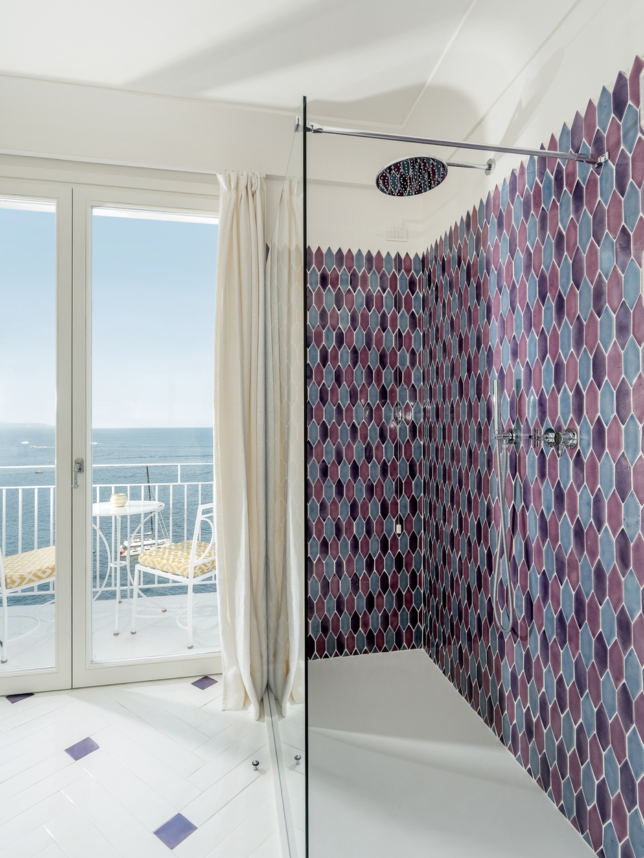 Hotel Miramalfi Junior Suite Bathroom