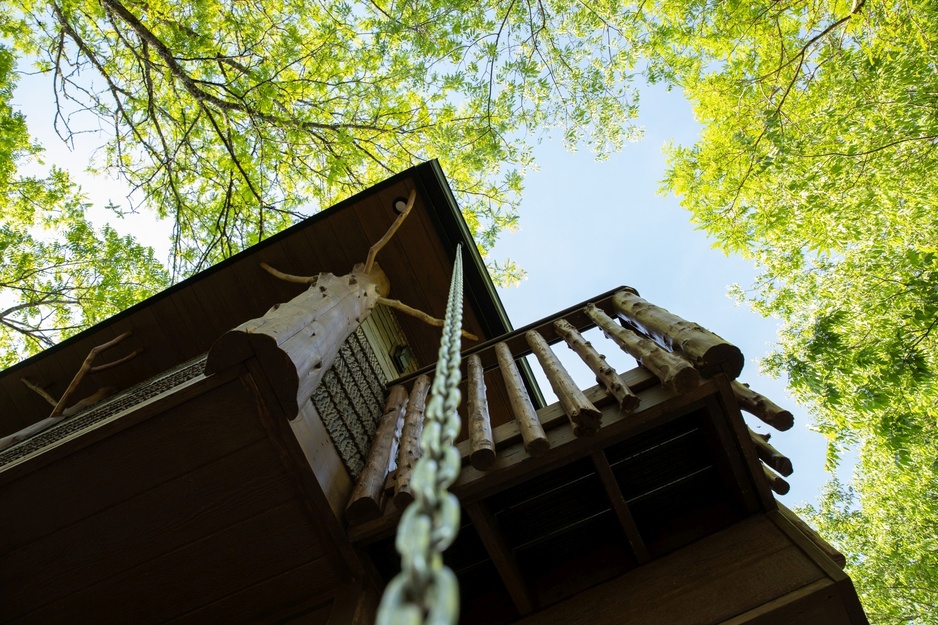 Sanctuary Treehouse Resort Rain Chain